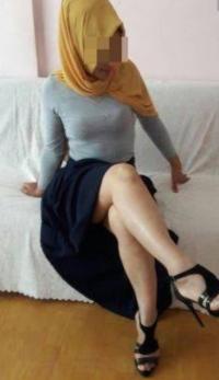 Türbanlı Escort İlknur Cazibesiyle Mest Eden Ateşli Bayan