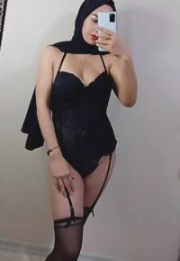 Türbanlı Escort Semra İle Tensel Çekim